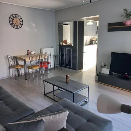 Lovely Faliro Next To The Sea. Apartment