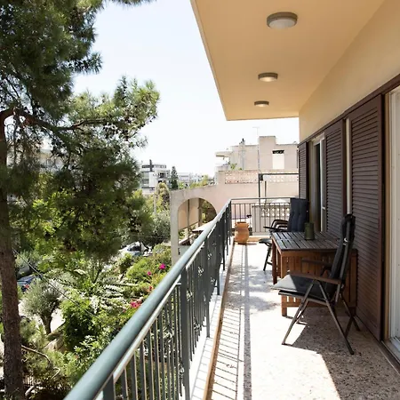 Spacious Glyfada Golf 4br -near + Shops