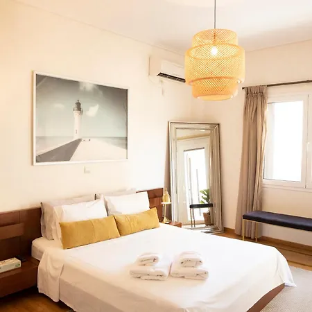 Apartment Spacious Glyfada Golf 4br -near + Shops *