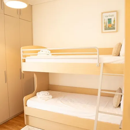 Spacious Glyfada Golf 4br -near + Shops Apartment Athens