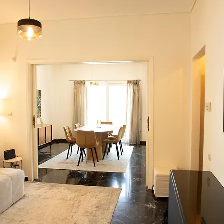 Spacious Glyfada Golf 4br -near + Shops Apartment Athens