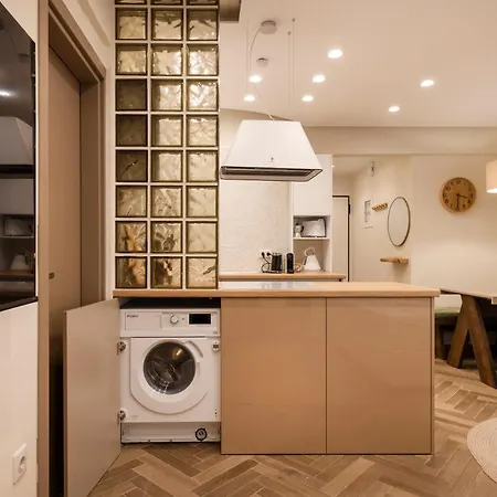 Apartment Flat 21 At Evangelismos Metro Stn *