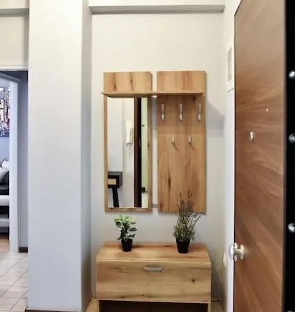 Kipseli New Modern & Cozy 65tv Netflix Apartment