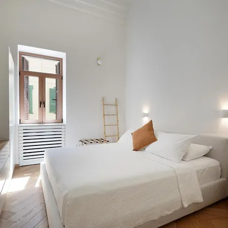 Plaka House - Boutique