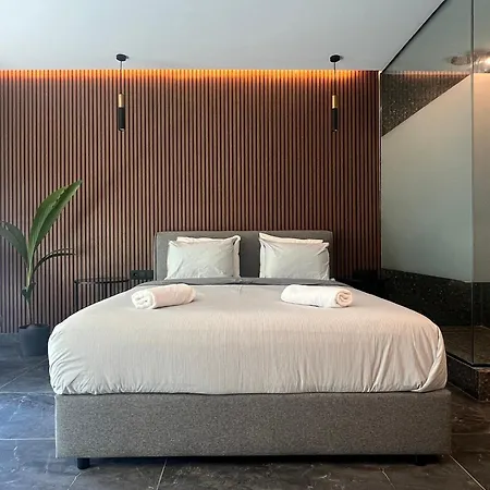Signature - Aparthotel Atene