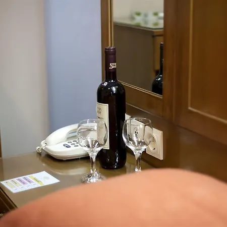 Hotel Katerina 3*