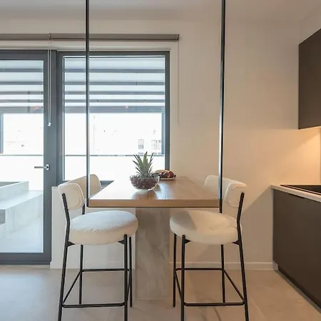 Acropolis Balcony Apartment Athens