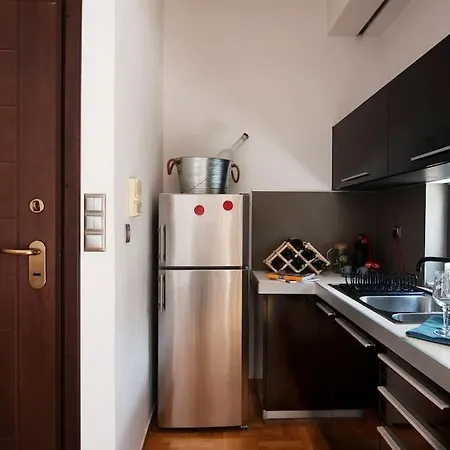 Apartment Renovated Penthouse With Stunning Views *