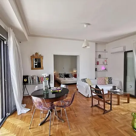 Renovated Penthouse With Stunning Views * Athens