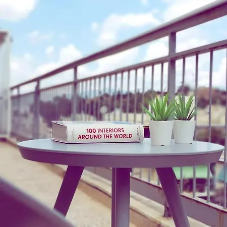 Renovated Penthouse With Stunning Views * Athens