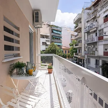 Thrive 100metre To Acropolis Apartment