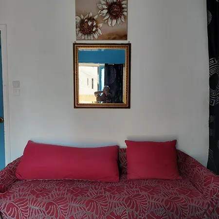 Share Thissio Nearby Acropolis Athens