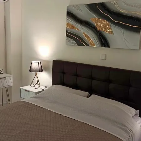 Apartment Modern Flat In Athens, Close To Centre And Beaches