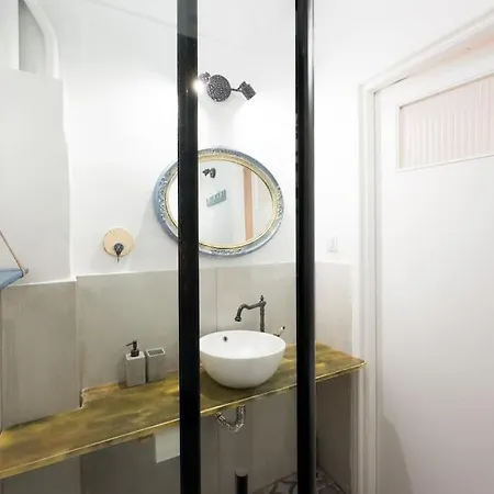 Apartment Center Boho