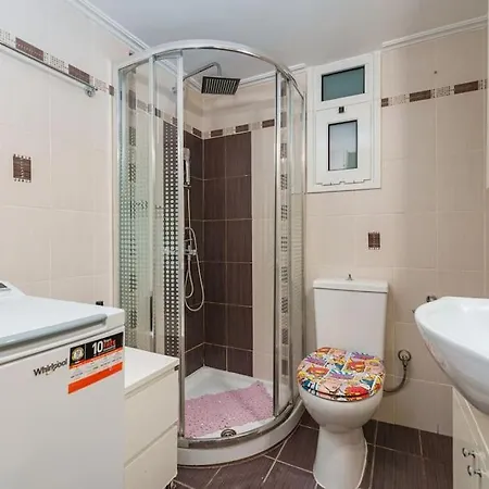 Apartment 3-bedroom Near Kallimarmaro! *