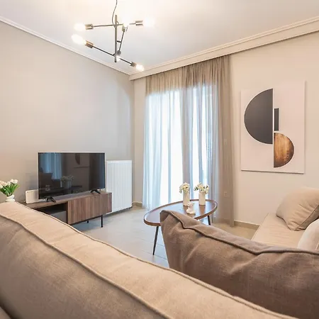 Chic 2br With Balcony *