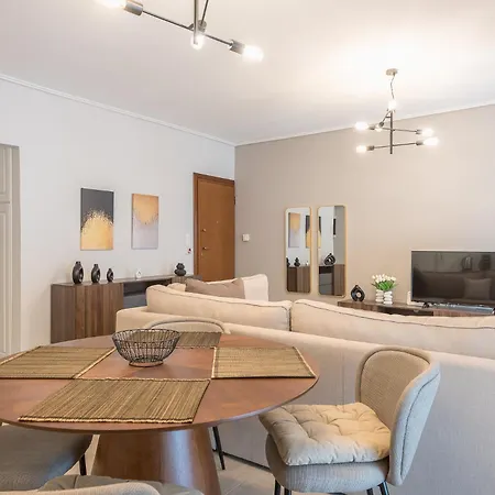 Chic 2br With Balcony Apartment *