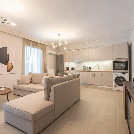 Apartment Chic 2br With Balcony