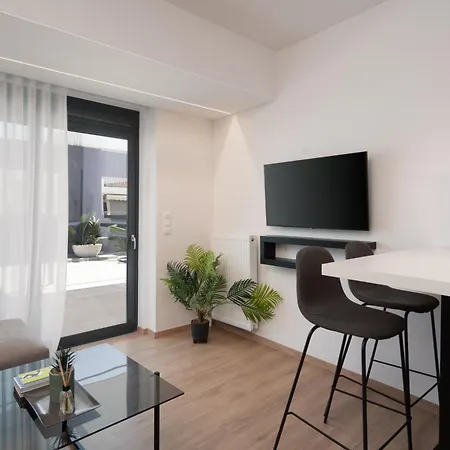 Kosmos Luxury Residences Apartment *