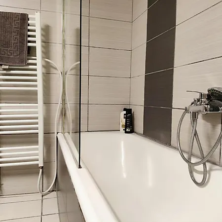 Comfortable Modern Entire House Near The Center Of Athens-blue Serenity Apartment