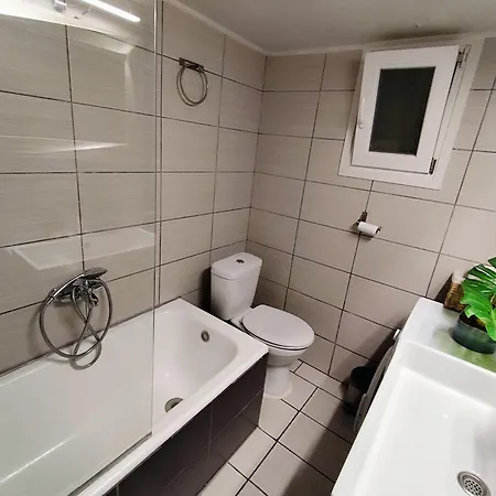 Apartment Comfortable Modern Entire House Near The Center Of Athens-blue Serenity