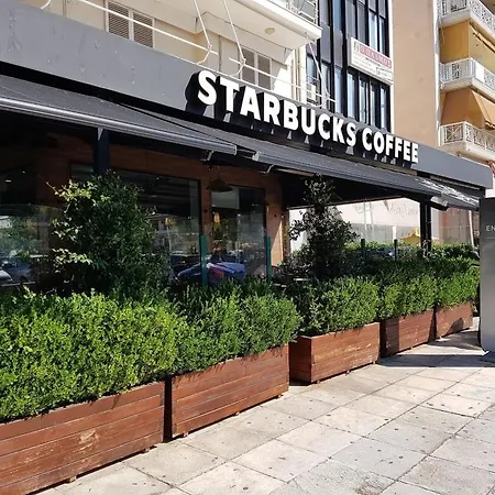 Glyfada Single-bedroom Studio *