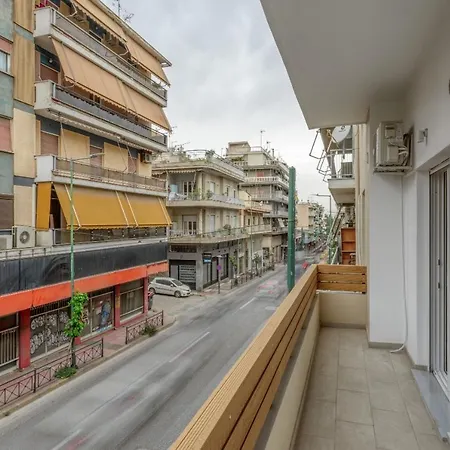 New Center Near Metro Apartment Athens