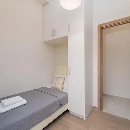 New Center Near Metro * Athens