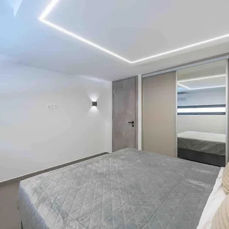 Apartment Stylish Loft In *