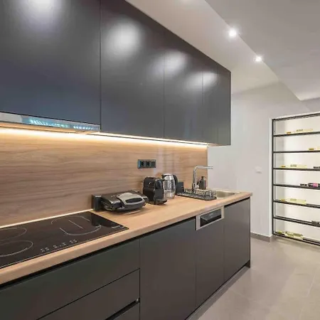 Stylish Loft In Apartment