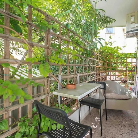 Apartment In The Alimos Marina