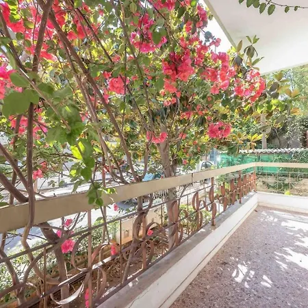 Apartment In The Alimos Marina *