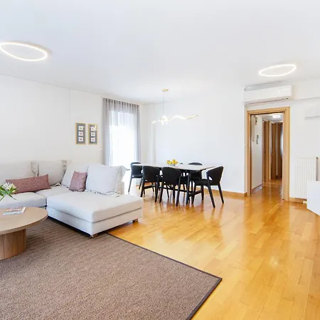 Apartment Bright And Luxurious 2br In Glyfada *