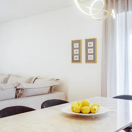 Apartment Bright And Luxurious 2br In Glyfada