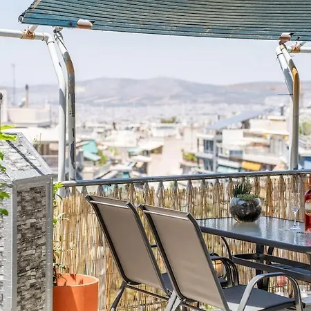 Penthouse Nest With Breathtaking View Apartment