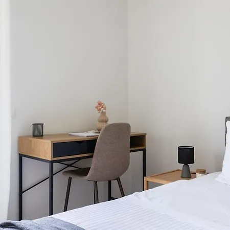Graceful 2br In Paleo Faliro By Upstreet *