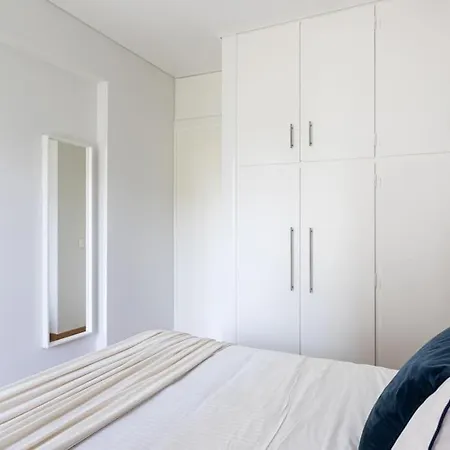 Apartment Graceful 2br In Paleo Faliro By Upstreet *