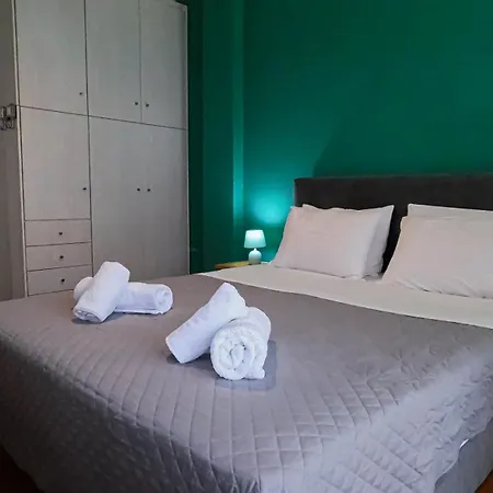 Appartamento Comfortable Apt, Next To Archeological Museum! *