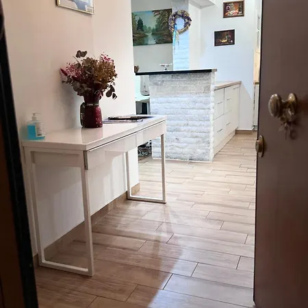 Apartment Modern In