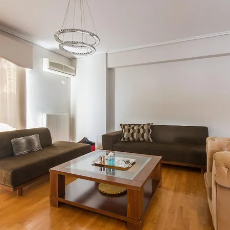 2 Bedroom In Marousi Apartment
