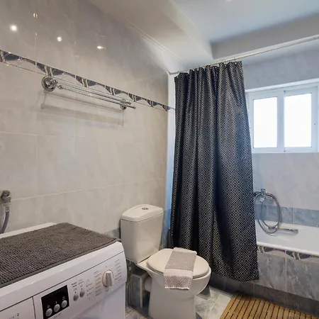 2 Bedroom In Marousi