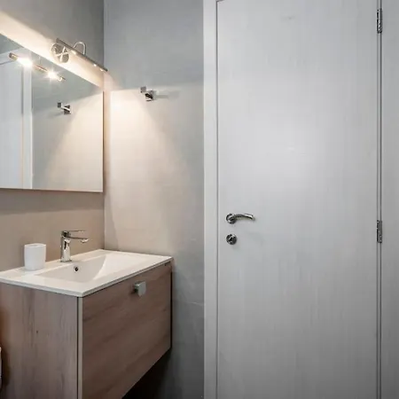 Apartment Riviera 2br Luxury Athens
