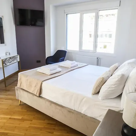 Apartment 3bd With Acropolis & Temple Of Zeus View
