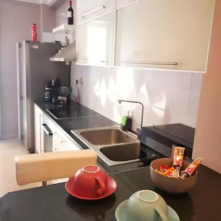 Mary's Apartment, Zografou Αθήνα