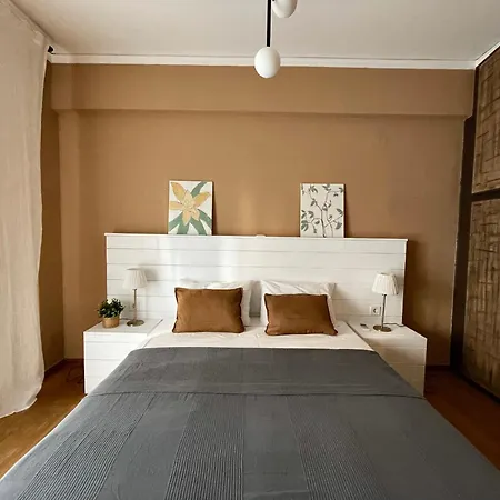 Comfy And Spacious Two Bedroom With Balcony