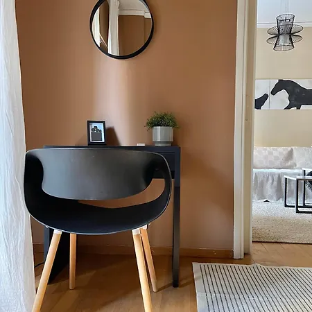 Apartment Comfy And Spacious Two Bedroom With Balcony Athens