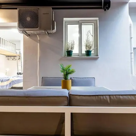 Backyard Modern House Nea Smyrni Apartment Athens