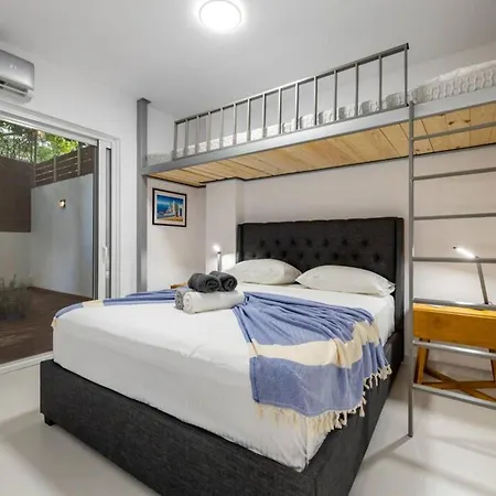 Backyard Modern House Nea Smyrni Athens