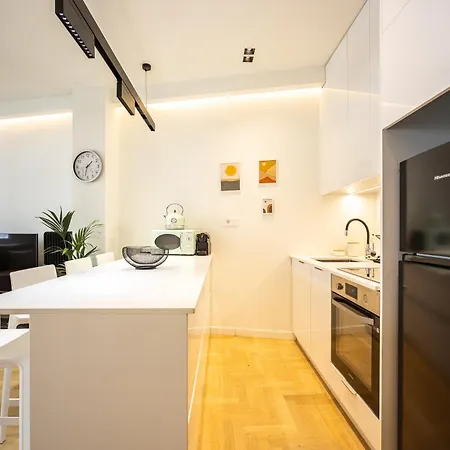En Kallimarmaro Apartment Athens