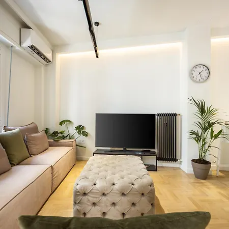 En Kallimarmaro Apartment Athens